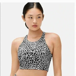 - Outdoor Voices Move Free Crop Top Animal Print Sport Bra Tank top